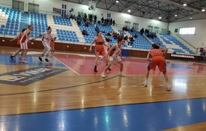 &Nu;&iota;&kappa;&eta;&tau;ή&sigmaf; &omicron; &Alpha;&mu;ύ&nu;&tau;&alpha;&sigmaf; &sigma;&tau;&eta; &Sigma;&alpha;&nu;&tau;&omicron;&rho;ί&nu;&eta;