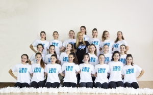 &Sigma;&tau;&eta;&rho;ί&zeta;&omicron;&upsilon;&mu;&epsilon; &tau;&eta;&nu; &Epsilon;&theta;&nu;&iota;&kappa;ή Cheerleading,  &pi;&iota;&sigma;&tau;&epsilon;ύ&omicron;&upsilon;&mu;&epsilon; &sigma;&tau;&omicron; ό&nu;&epsilon;&iota;&rho;&omicron;!