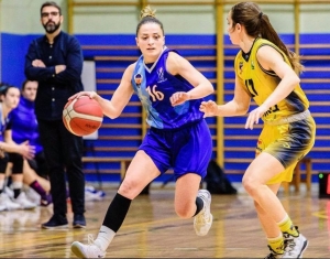 Ή&tau;&tau;&alpha; &sigma;&tau;&iota;&sigmaf; &lambda;&epsilon;&pi;&tau;&omicron;&mu;έ&rho;&epsilon;&iota;&epsilon;&sigmaf; &gamma;&iota;&alpha; &tau;&eta; Femeni