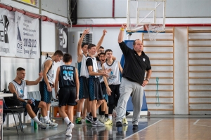 &Pi;ά&nu;&omicron;&sigmaf; &Gamma;&kappa;&rho;ί&tau;&zeta;&alpha;&lambda;&eta;&sigmaf;: &laquo;&Tau;&alpha; &pi;&alpha;&iota;&delta;&iota;ά &tau;&omega;&nu; &Alpha;&kappa;&alpha;&delta;&eta;&mu;&iota;ώ&nu; &nu;&alpha; &sigma;&tau;&epsilon;&lambda;&epsilon;&chi;ώ&sigma;&omicron;&upsilon;&nu; &tau;&eta;&nu; &alpha;&nu;&delta;&rho;&iota;&kappa;ή &omicron;&mu;ά&delta;&alpha;&raquo;