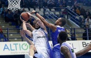 &Nu;ί&kappa;&eta; &gamma;&iota;&alpha; &tau;&omicron;&nu; &Chi;&omicron;&lambda;&alpha;&rho;&gamma;ό &pi;&omicron;&upsilon; &epsilon;&tau;&omicron;&iota;&mu;ά&zeta;&epsilon;&tau;&alpha;&iota; &gamma;&iota;&alpha; &tau;&alpha; &pi;&lambda;έϊ &omicron;&phi;