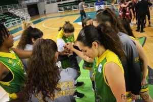 &Delta;&epsilon;&nu; &alpha;&rho;&kappa;&omicron;ύ&sigma;&epsilon; &eta; &Chi;&rho;&iota;&sigma;&tau;&iota;&nu;ά&kappa;&eta;