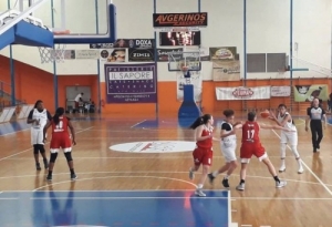 &Nu;ί&kappa;&eta;-&alpha;&nu;ά&sigma;&alpha; &gamma;&iota;&alpha; &Pi;&alpha;&nu;&iota;ώ&nu;&iota;&omicron;, ά&nu;&epsilon;&tau;&alpha; &Omicron;&lambda;&upsilon;&mu;&pi;&iota;&alpha;&kappa;ό&sigmaf; &kappa;&alpha;&iota; &Eta;&rho;&alpha;&kappa;&lambda;ή&sigmaf;